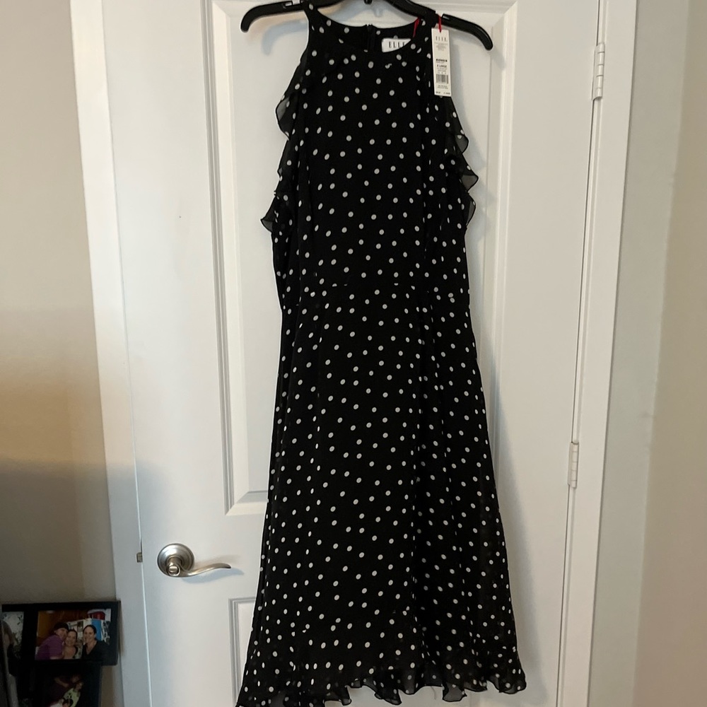 Women’s dress size XL brand Elle
